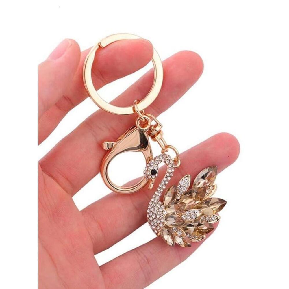 Swan Shaped Keychain In Gold